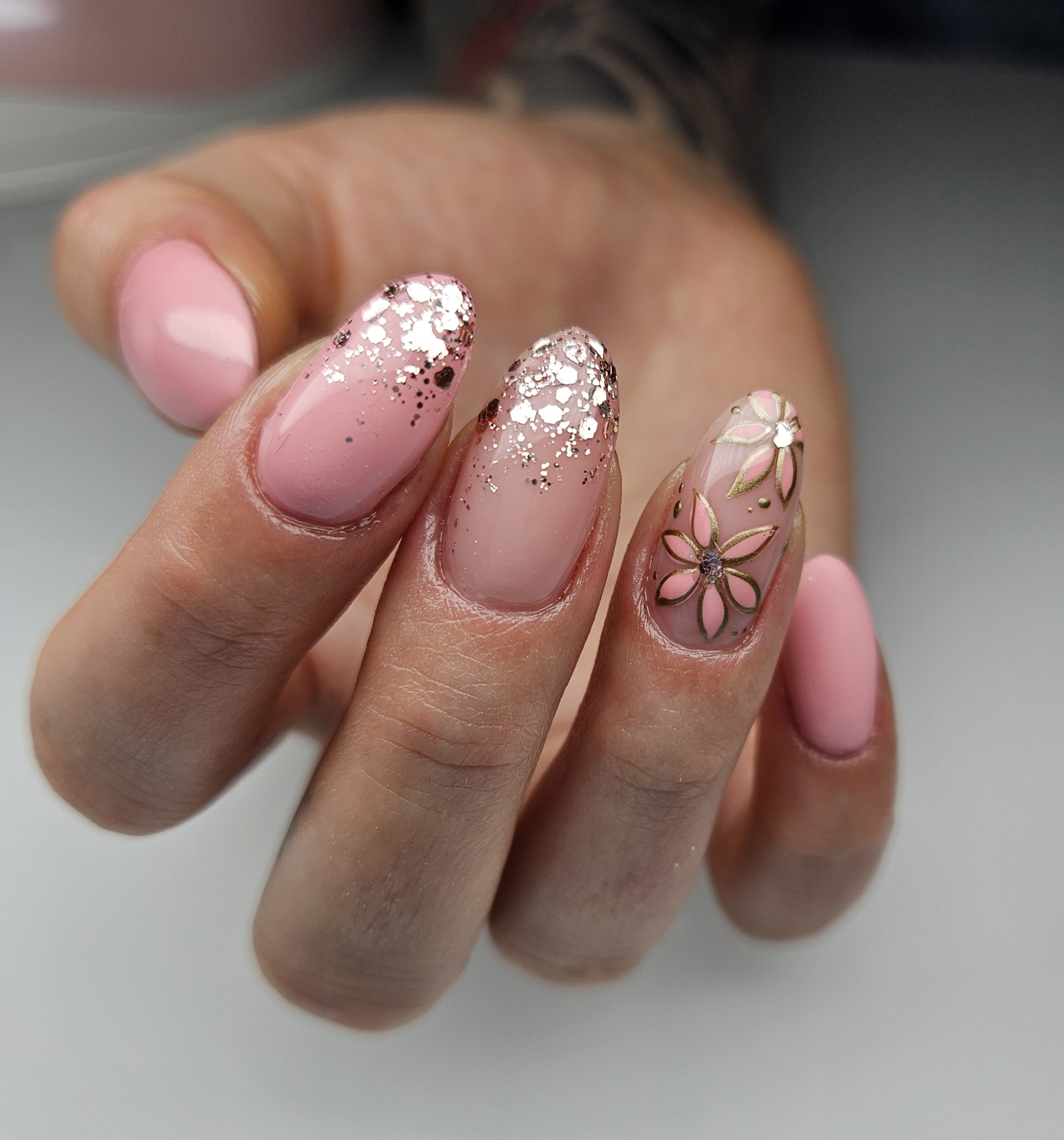 MN Comet glitter Gold